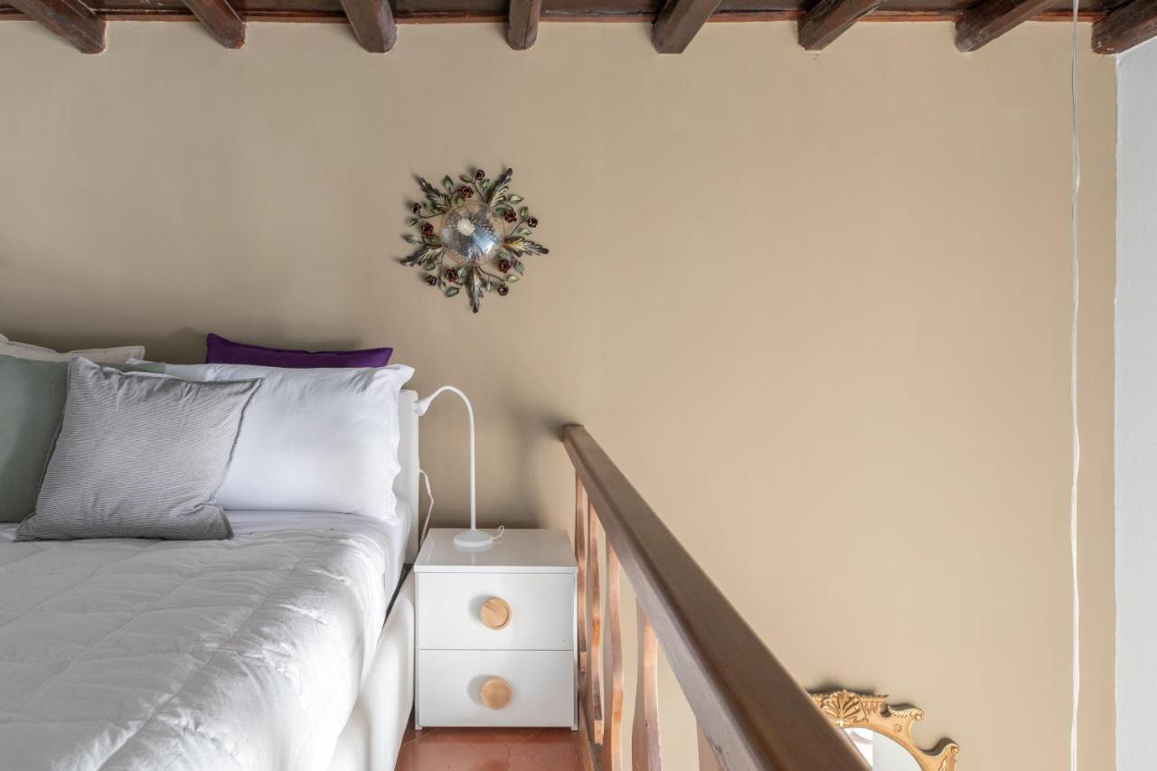 Iflat Pantheon Historic Two-Story Apartment Roma Exterior foto